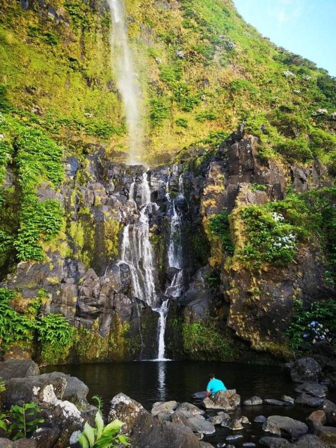 Alojamento Local M&I Lajes das Flores Екстер'єр фото